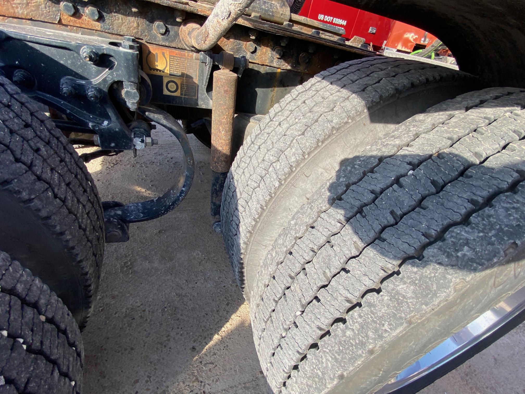 2020 PETERBILT 579 - Image 37